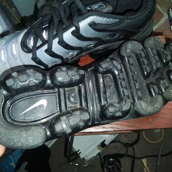 Nike Vapor Max Plus Worn Around The House Gf Bought Too Small sz 10 - Picture 7 of 10